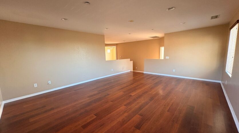 15131 Crane St - Fontana - California - 4 bed, 3 bath rental property