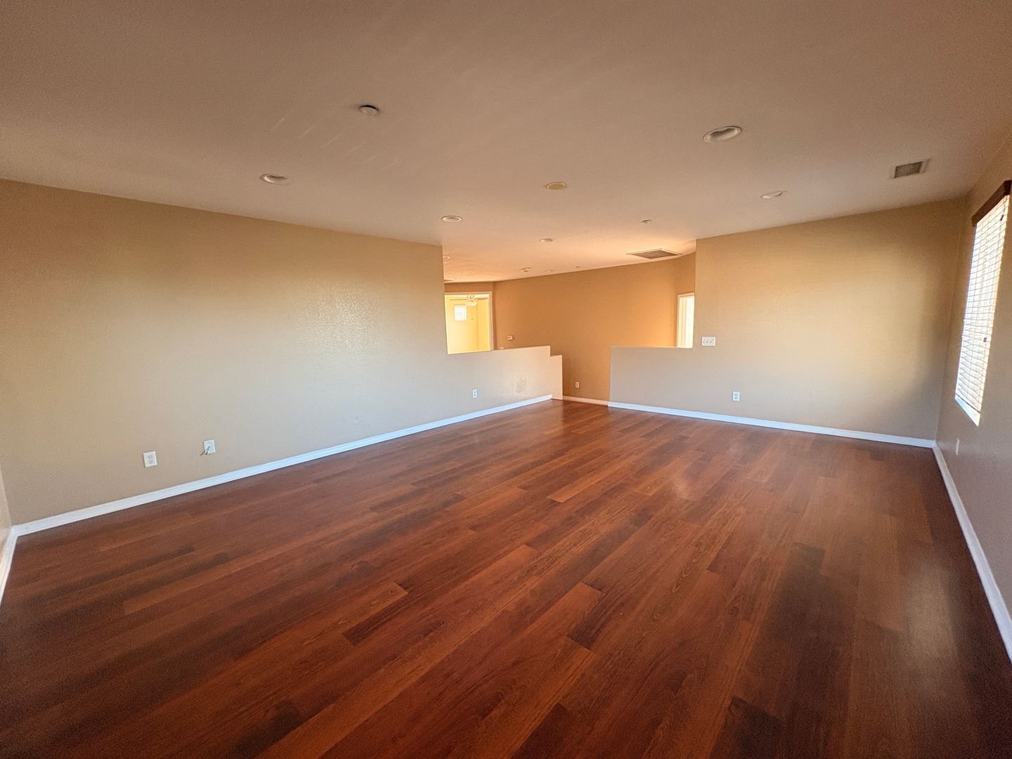 15131 Crane St - Fontana - California - 4 bed, 3 bath rental property