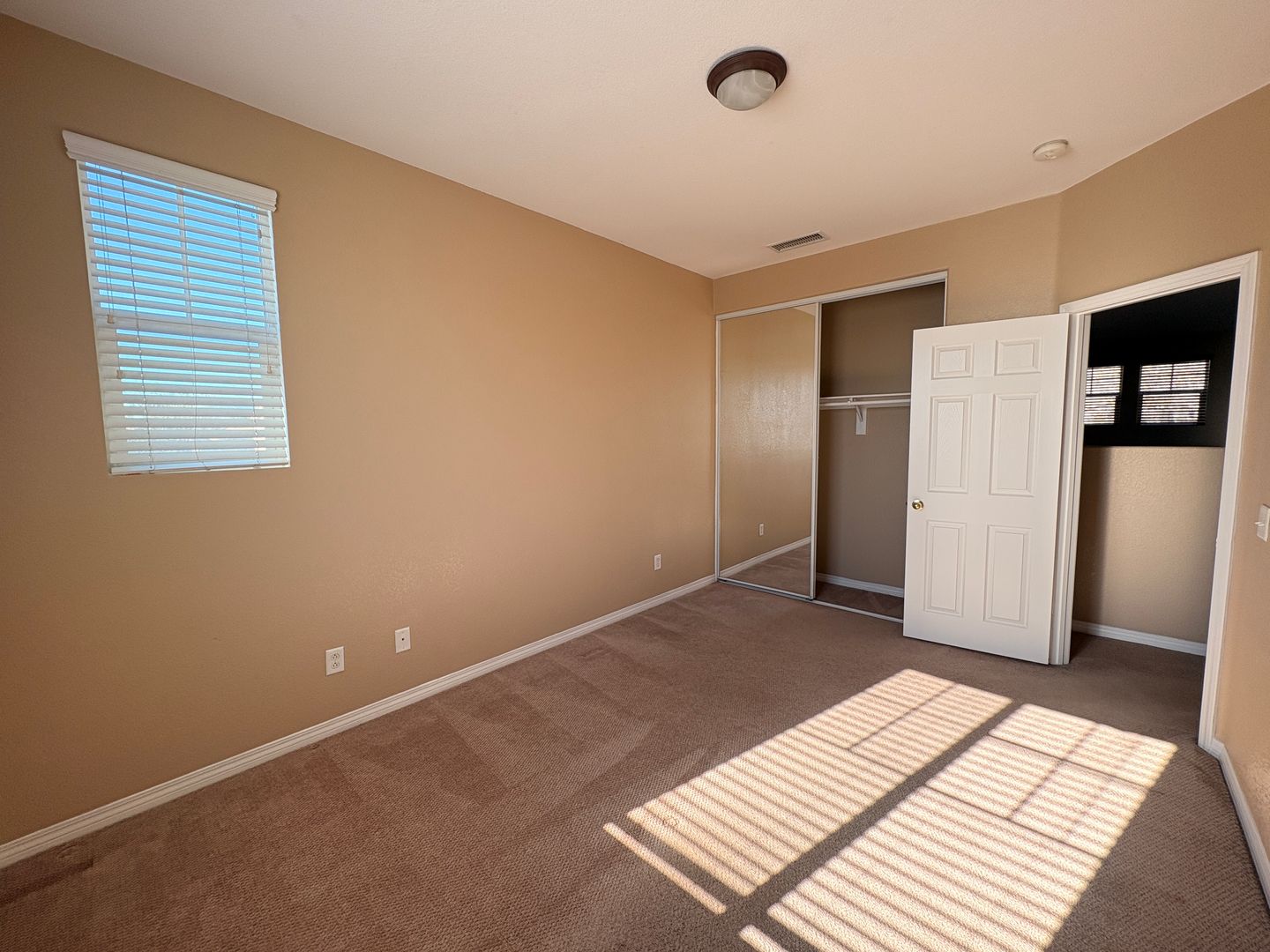 15131 Crane St - Fontana - California - 4 bed, 3 bath rental property