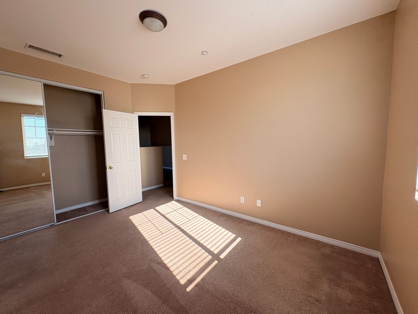 15131 Crane St - Fontana - California - 4 bed, 3 bath rental property