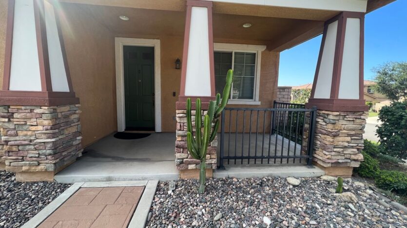 15131 Crane St - Fontana - California - 4 bed, 3 bath rental property