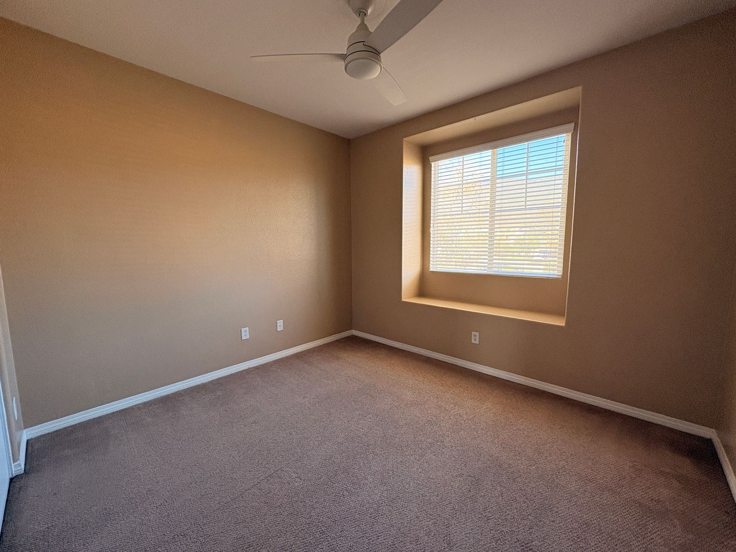 15131 Crane St - Fontana - California - 4 bed, 3 bath rental property