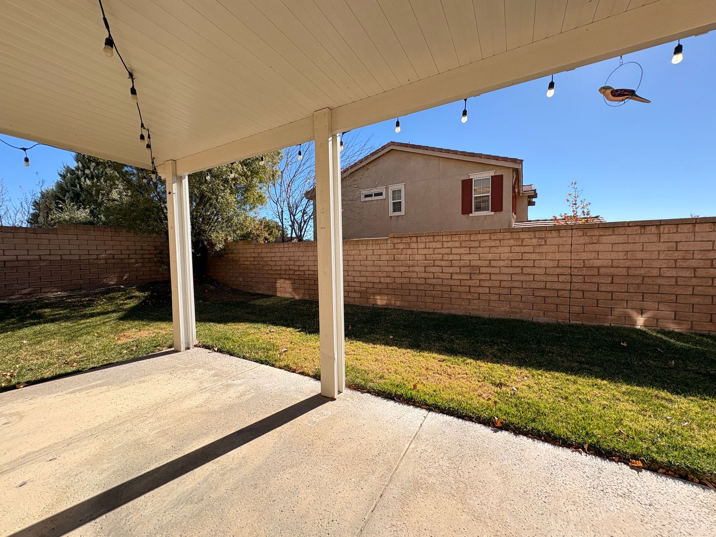 15131 Crane St - Fontana - California - 4 bed, 3 bath rental property