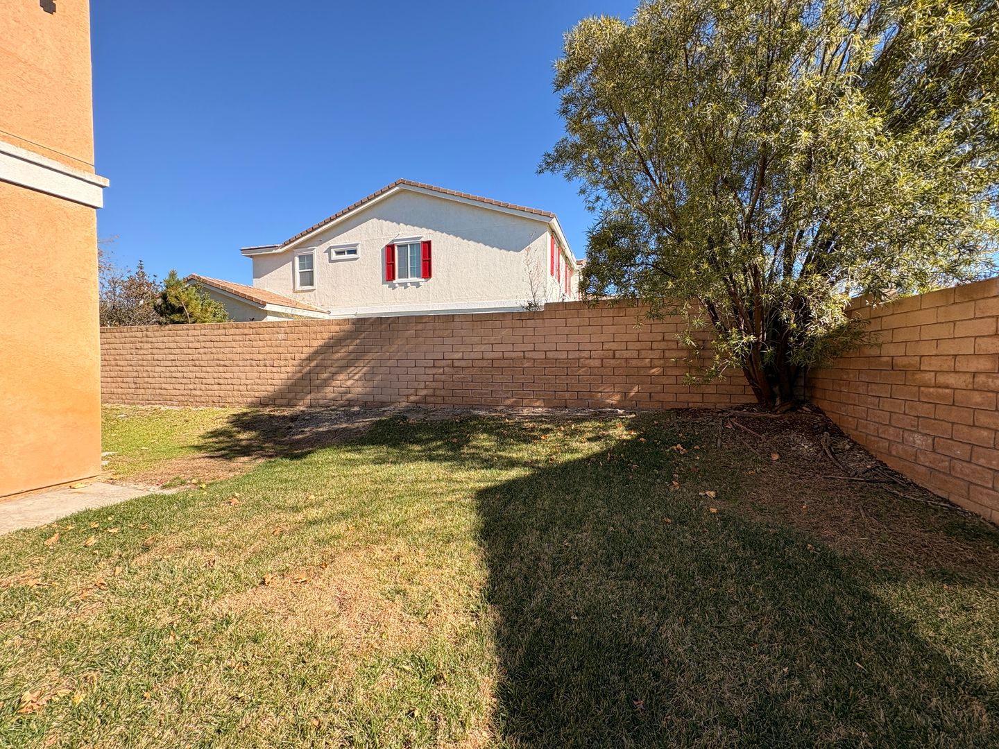 15131 Crane St - Fontana - California - 4 bed, 3 bath rental property