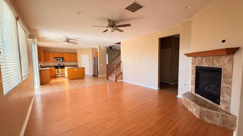 15131 Crane St - Fontana - California - 4 bed, 3 bath rental property