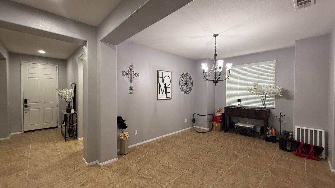 1520 W. Ave P6 - Palmdale - California - 6 bed, 4 bath rental property