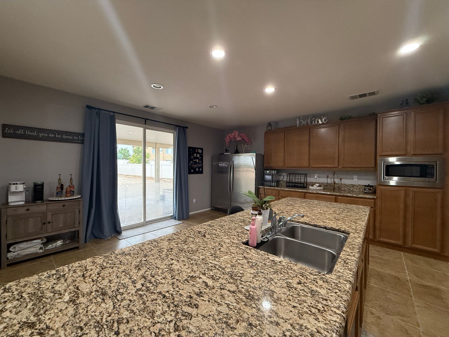 1520 W. Ave P6 - Palmdale - California - 6 bed, 4 bath rental property