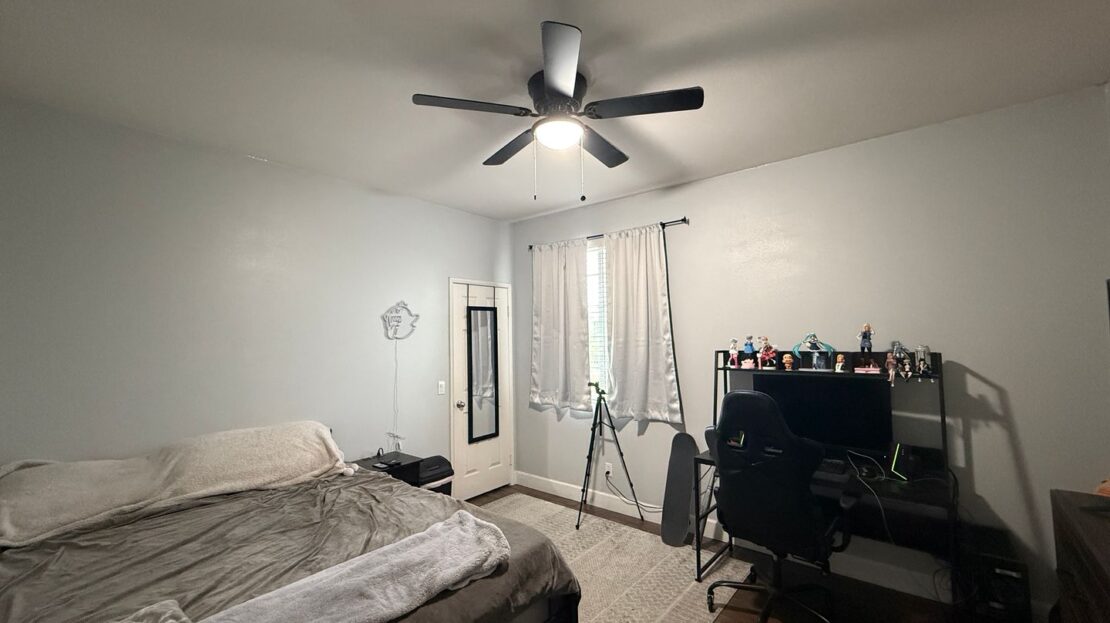 1520 W. Ave P6 - Palmdale - California - 6 bed, 4 bath rental property