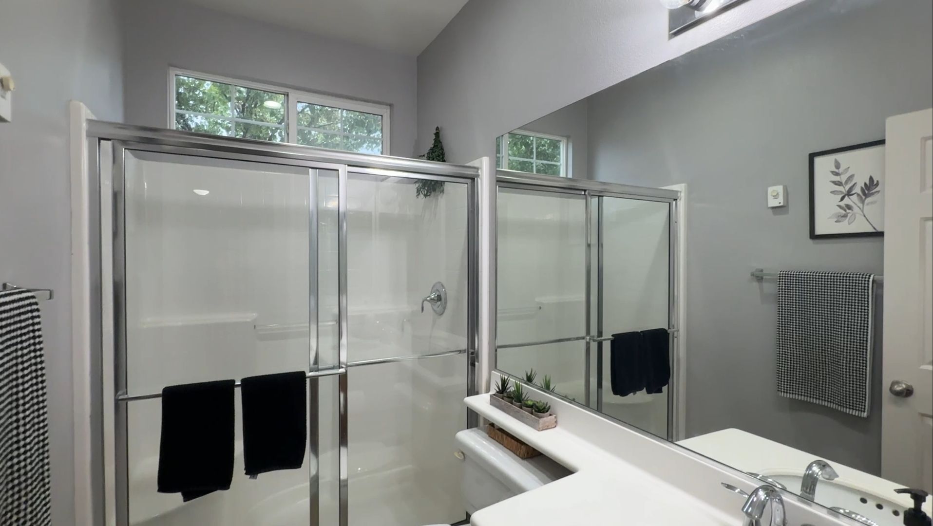 1520 W. Ave P6 - Palmdale - California - 6 bed, 4 bath rental property