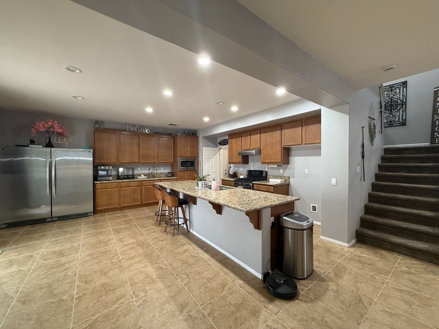 1520 W. Ave P6 - Palmdale - California - 6 bed, 4 bath rental property