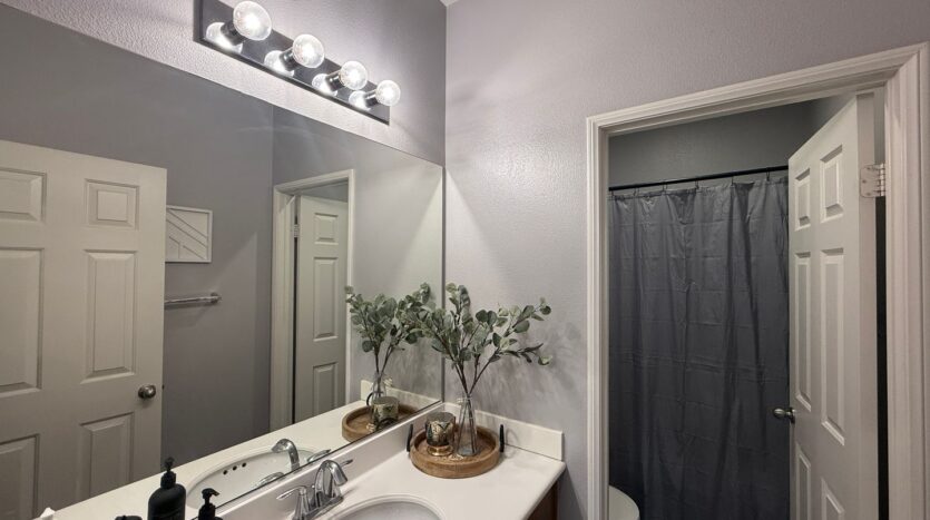 1520 W. Ave P6 - Palmdale - California - 6 bed, 4 bath rental property