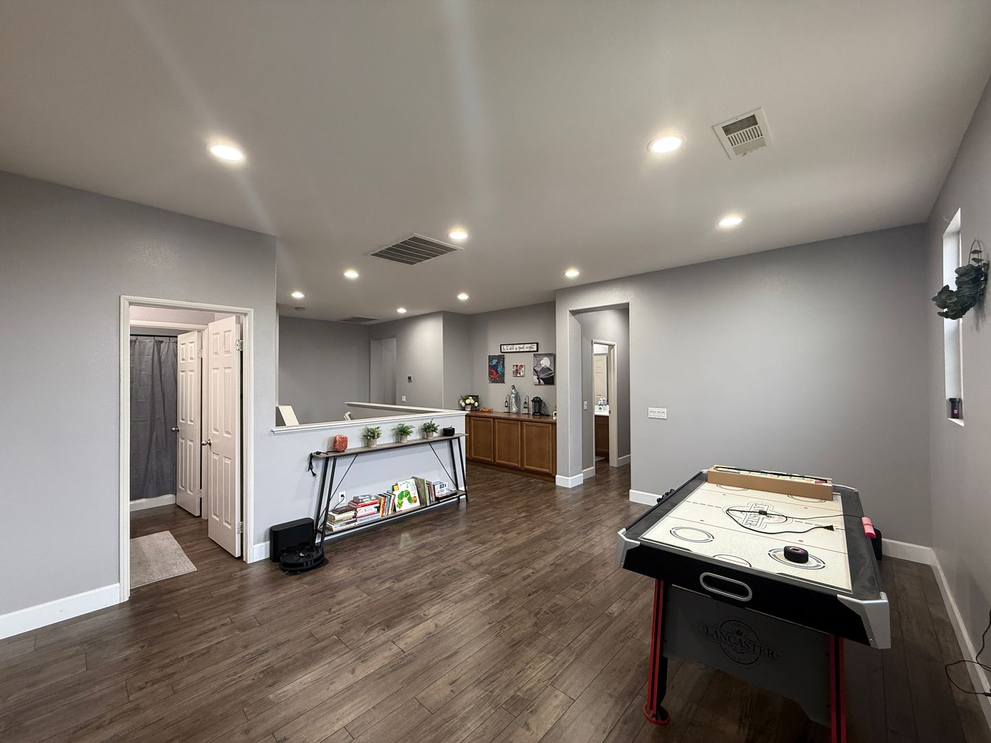 1520 W. Ave P6 - Palmdale - California - 6 bed, 4 bath rental property