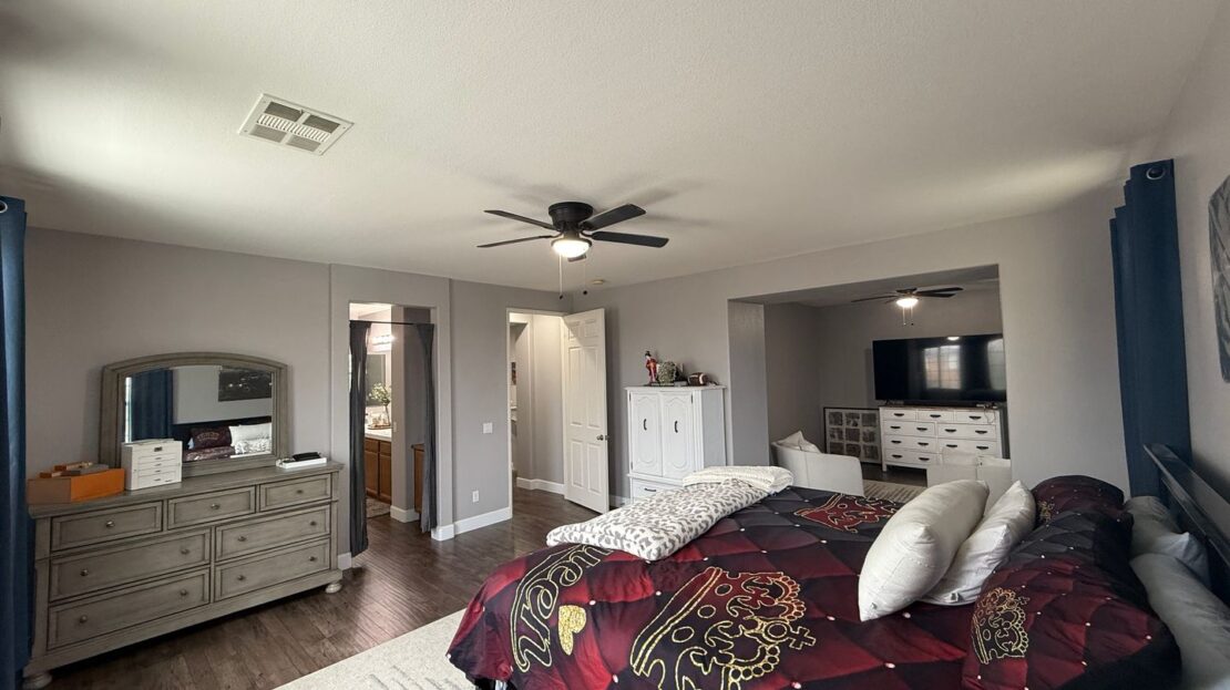 1520 W. Ave P6 - Palmdale - California - 6 bed, 4 bath rental property