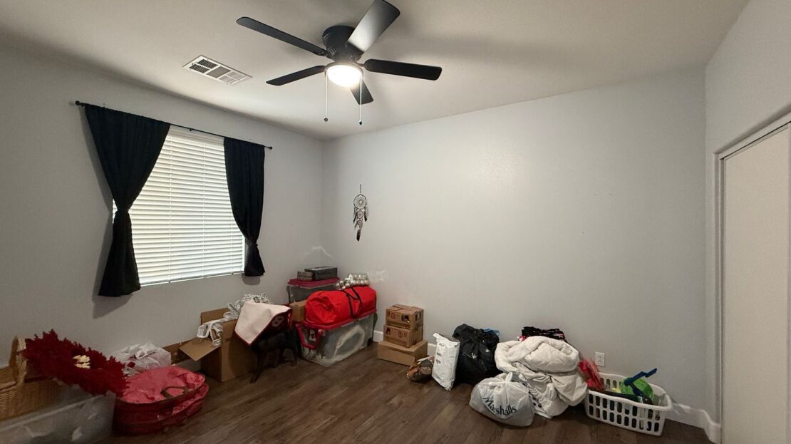 1520 W. Ave P6 - Palmdale - California - 6 bed, 4 bath rental property