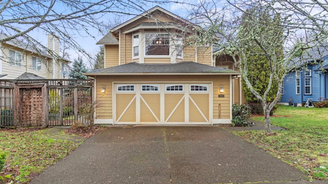 15379 NW Energia St - Portland - Oregon - 4 bed, 2.5 bath rental property