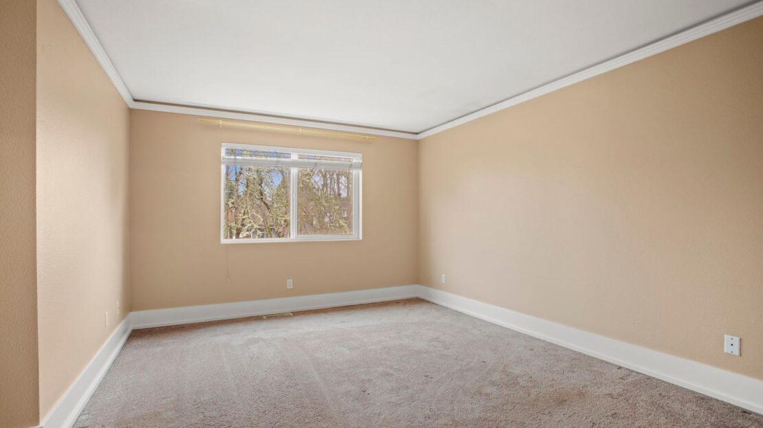 15379 NW Energia St - Portland - Oregon - 4 bed, 2.5 bath rental property