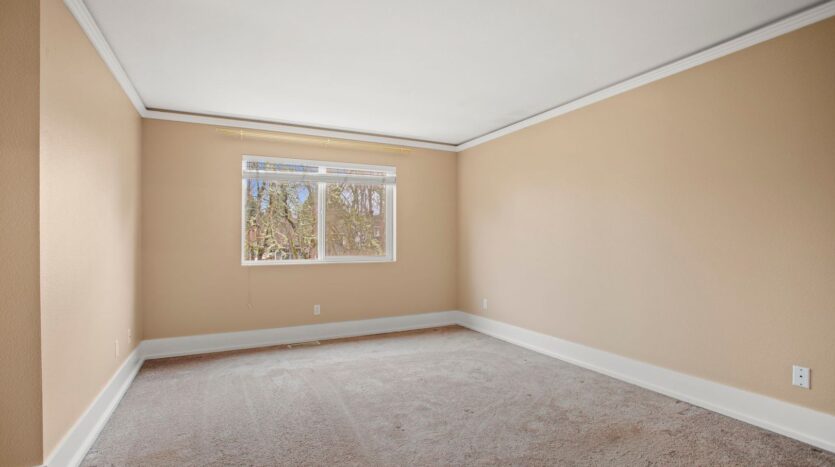 15379 NW Energia St - Portland - Oregon - 4 bed, 2.5 bath rental property