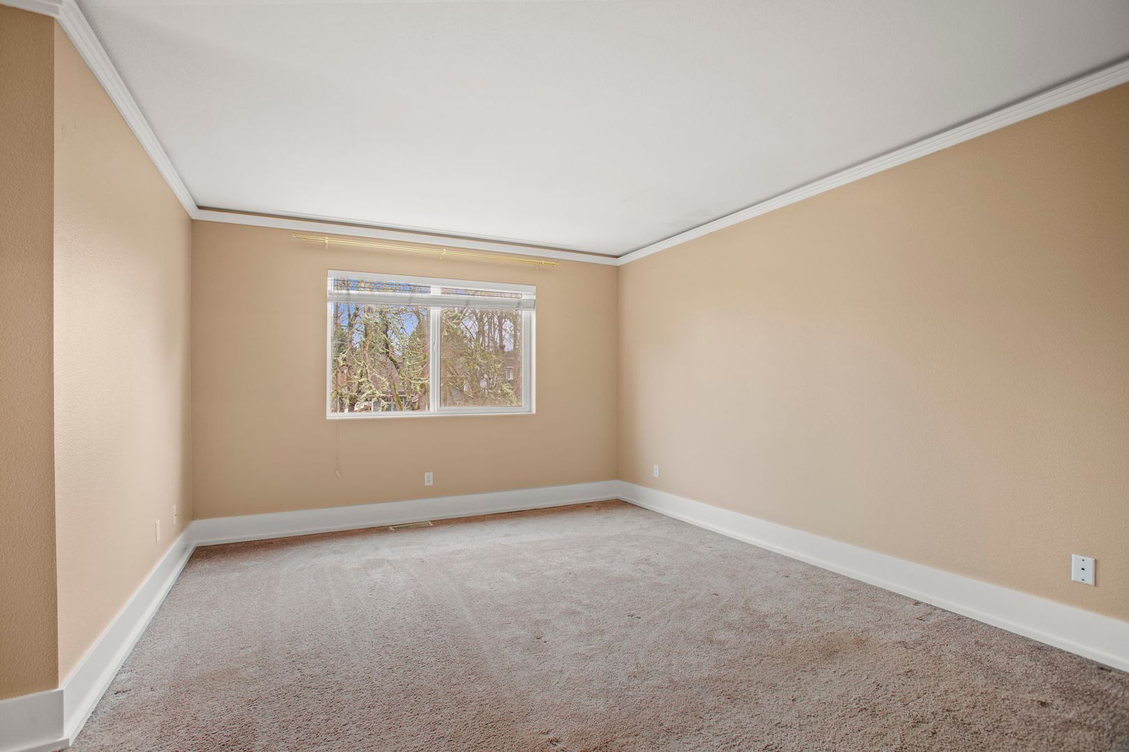 15379 NW Energia St - Portland - Oregon - 4 bed, 2.5 bath rental property