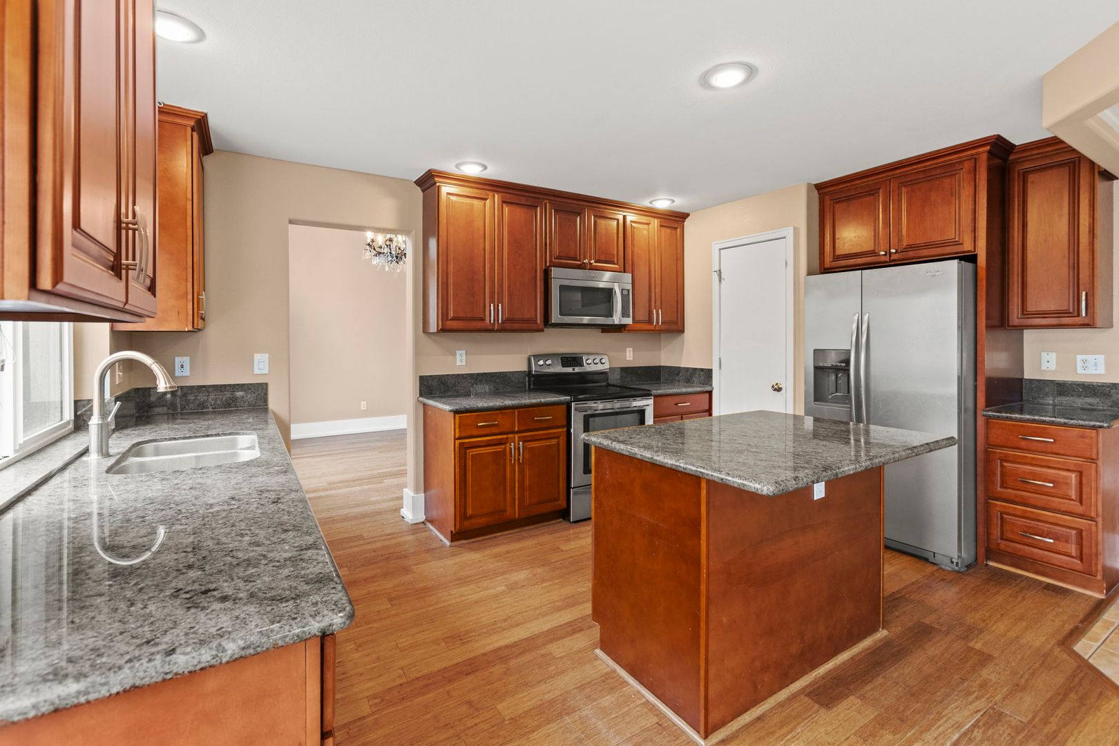 15379 NW Energia St - Portland - Oregon - 4 bed, 2.5 bath rental property