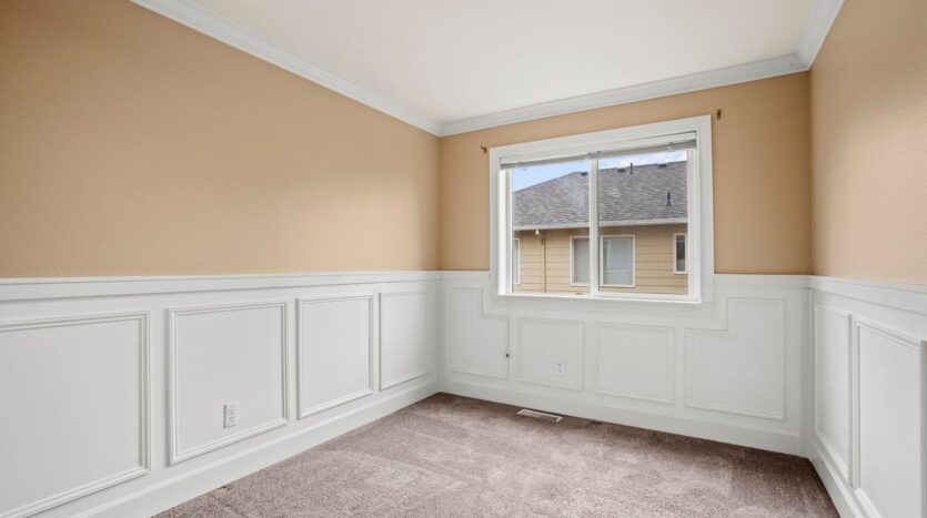 15379 NW Energia St - Portland - Oregon - 4 bed, 2.5 bath rental property