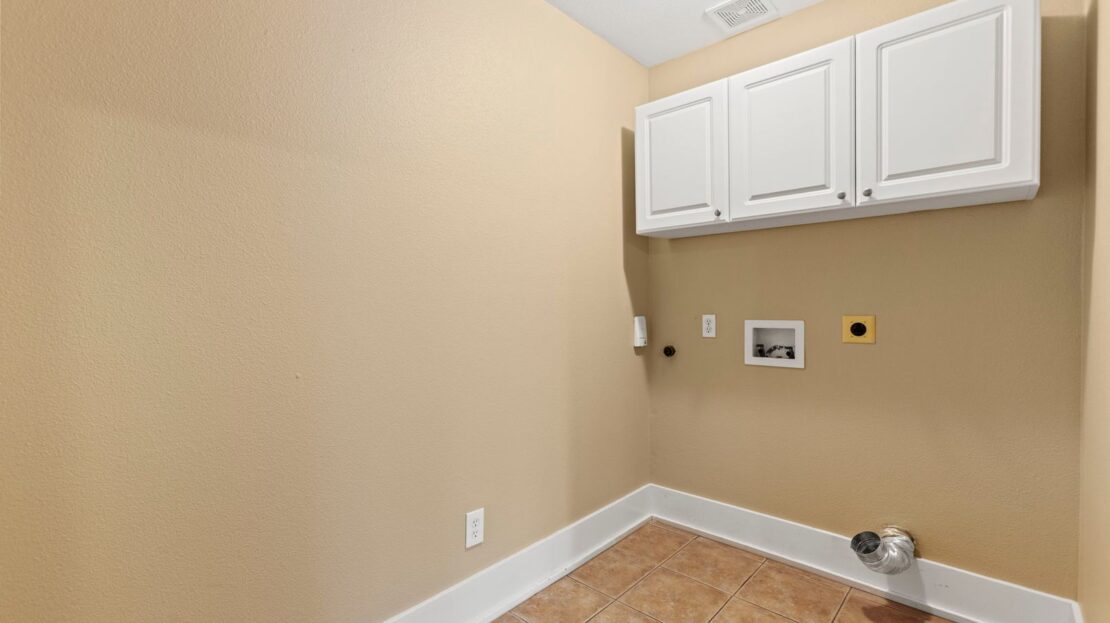 15379 NW Energia St - Portland - Oregon - 4 bed, 2.5 bath rental property