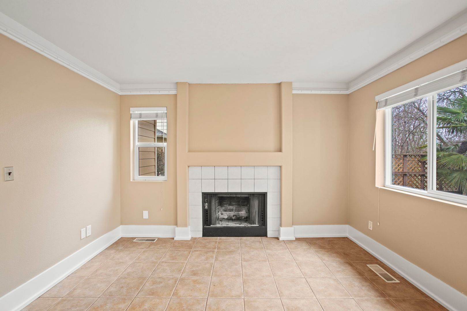 15379 NW Energia St - Portland - Oregon - 4 bed, 2.5 bath rental property