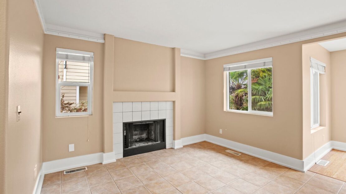 15379 NW Energia St - Portland - Oregon - 4 bed, 2.5 bath rental property