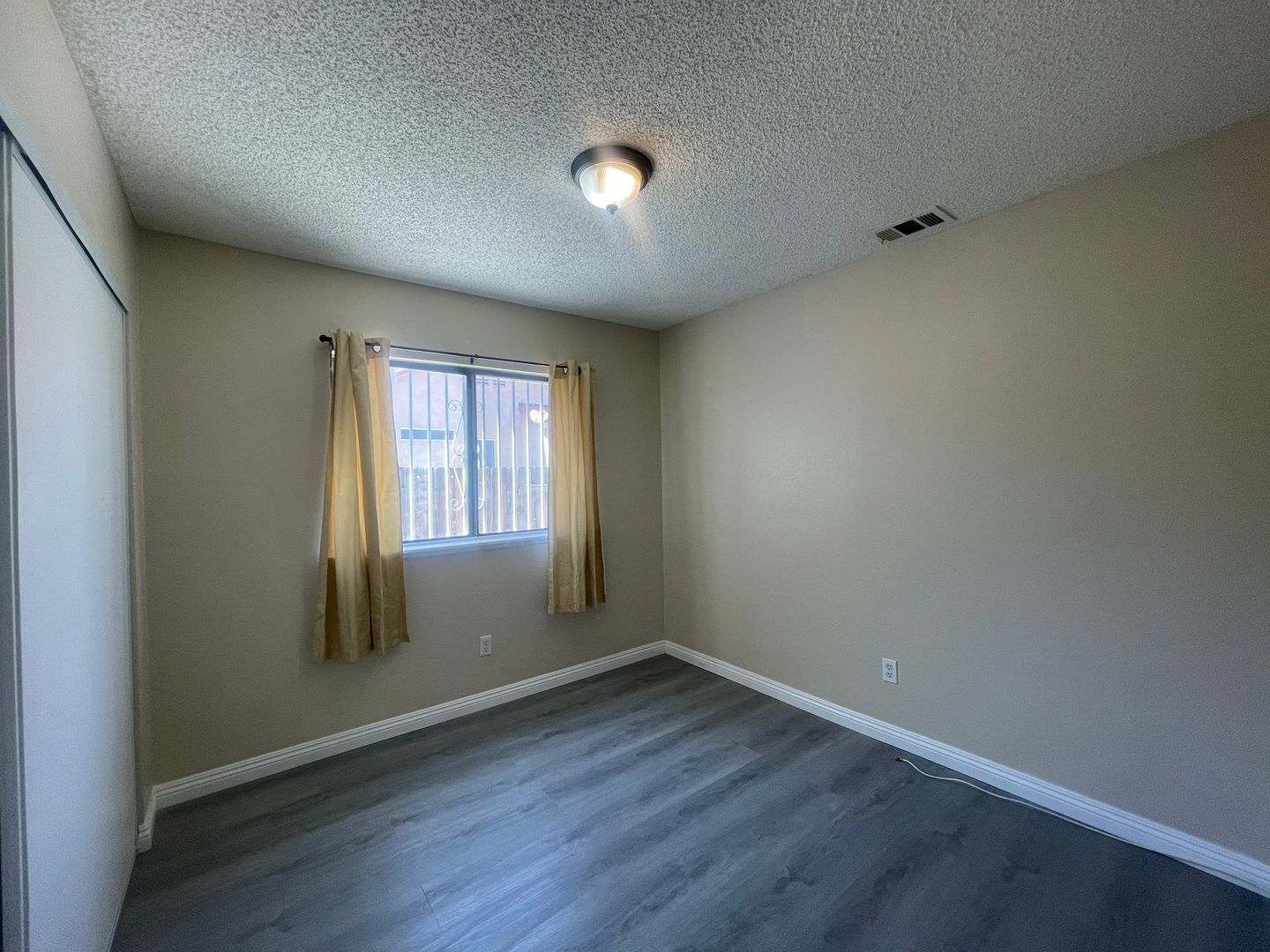 15427 Chaparral St - Victorville - California - 4 bed, 2 bath rental property