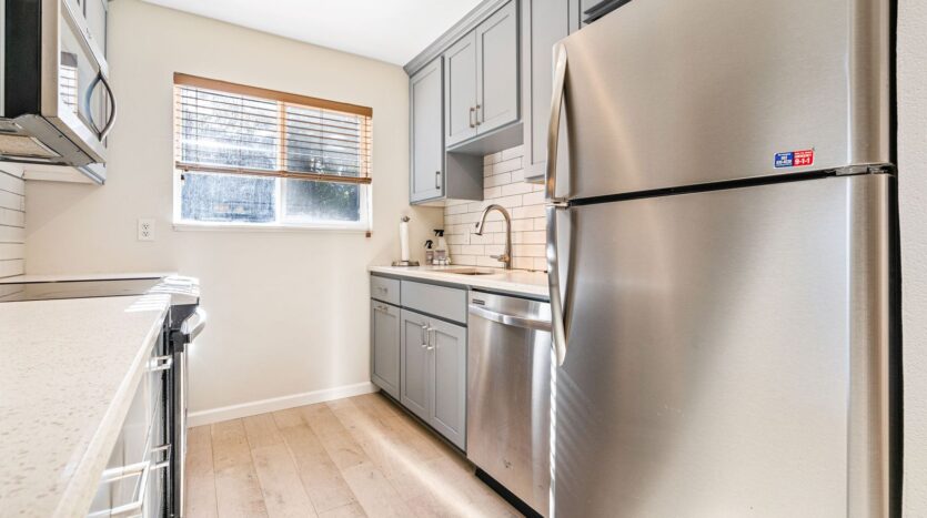 15938 Quarry Road, Unit A1 - Lake Oswego - Oregon - 2 bed, 1 bath rental property