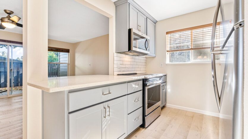 15938 Quarry Road, Unit A1 - Lake Oswego - Oregon - 2 bed, 1 bath rental property