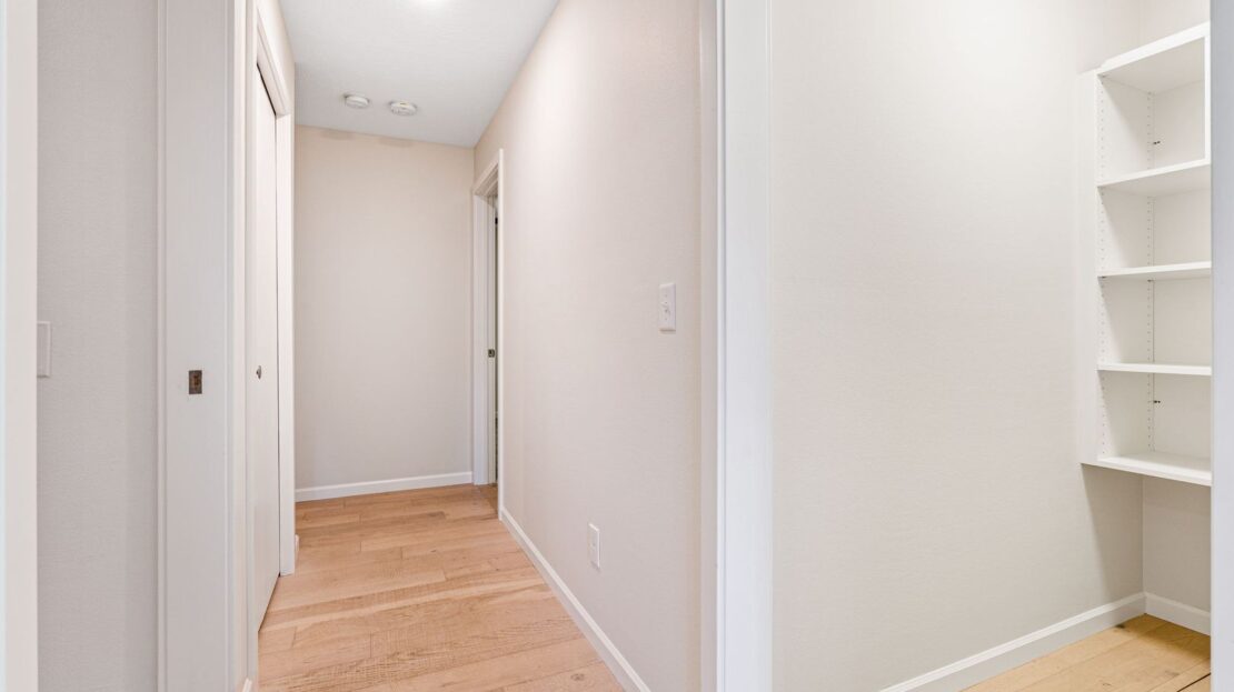 15938 Quarry Road, Unit A1 - Lake Oswego - Oregon - 2 bed, 1 bath rental property