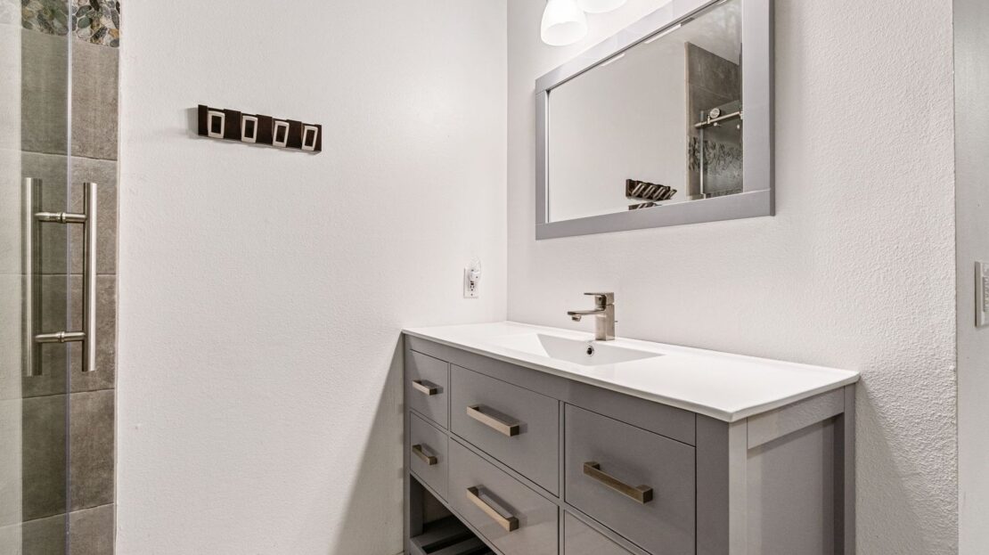 15938 Quarry Road, Unit A1 - Lake Oswego - Oregon - 2 bed, 1 bath rental property