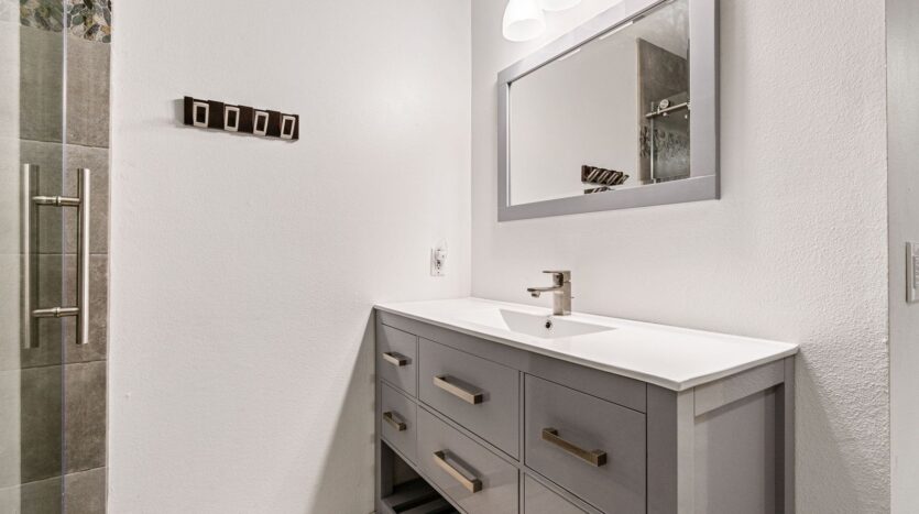 15938 Quarry Road, Unit A1 - Lake Oswego - Oregon - 2 bed, 1 bath rental property