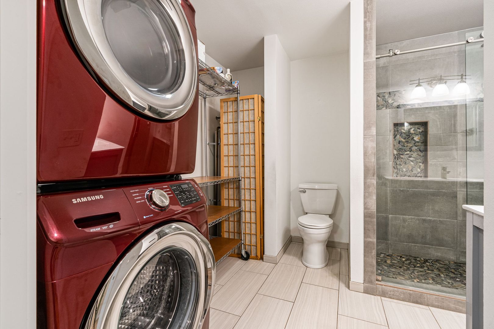 15938 Quarry Road, Unit A1 - Lake Oswego - Oregon - 2 bed, 1 bath rental property