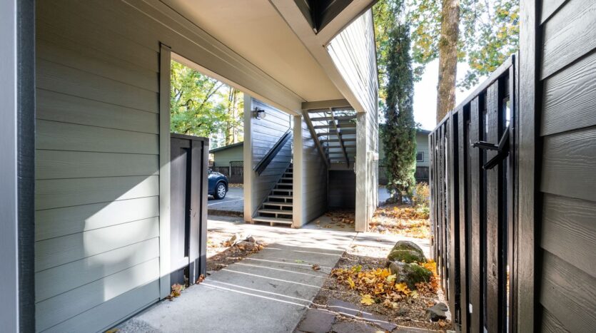 15938 Quarry Road, Unit A1 - Lake Oswego - Oregon - 2 bed, 1 bath rental property