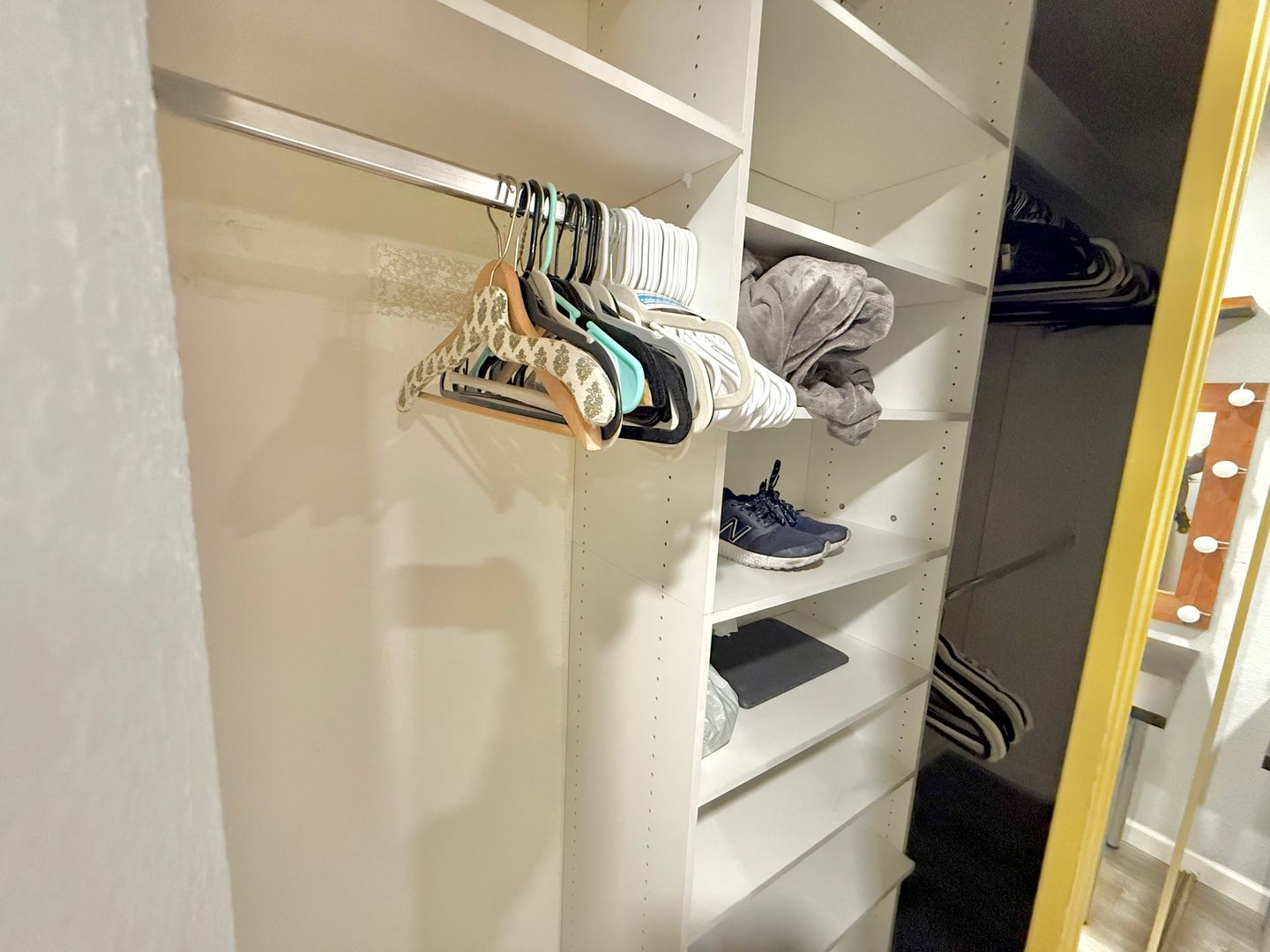 1600 Carmel Drive #18  - Walnut Creek - California - 1 bed, 1 bath rental property