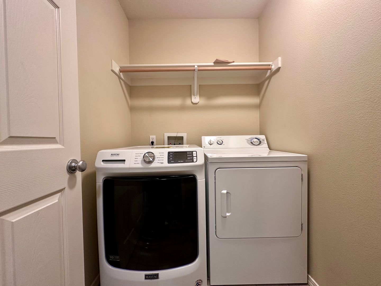 1614 SW 172nd Terrace  - Beaverton - Oregon - 2 bed, 2.5 bath rental property