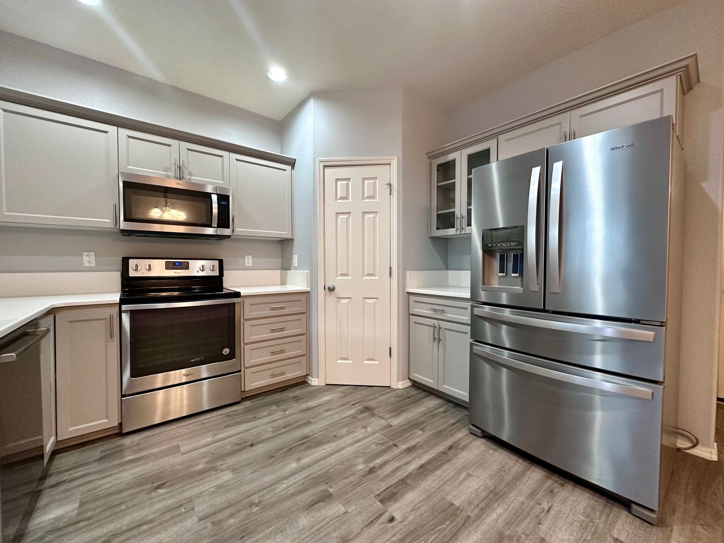 1614 SW 172nd Terrace  - Beaverton - Oregon - 2 bed, 2.5 bath rental property