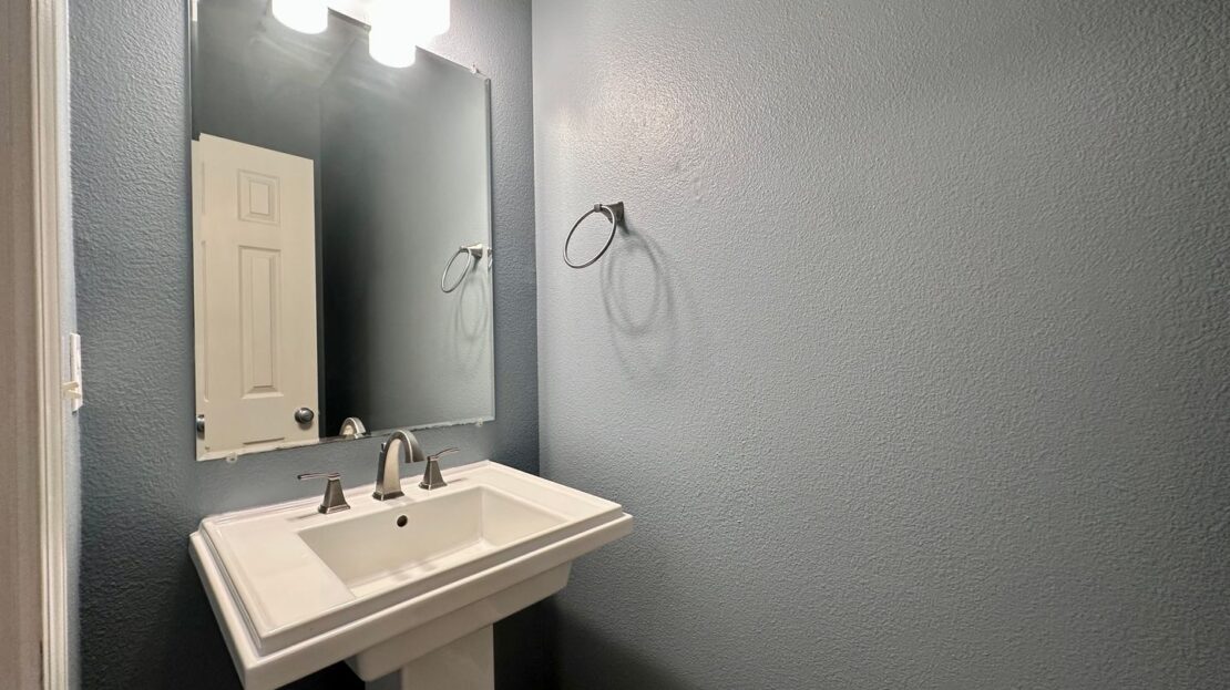 1614 SW 172nd Terrace  - Beaverton - Oregon - 2 bed, 2.5 bath rental property