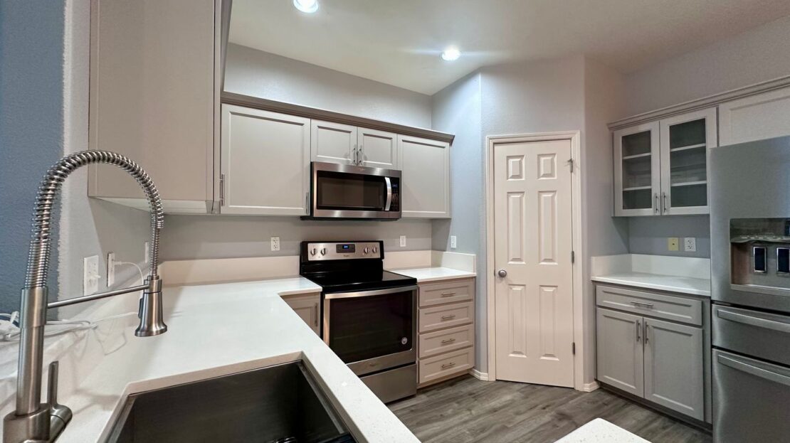 1614 SW 172nd Terrace  - Beaverton - Oregon - 2 bed, 2.5 bath rental property