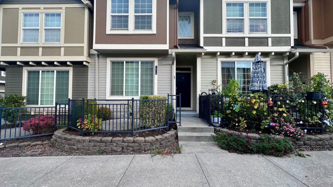 1614 SW 172nd Terrace  - Beaverton - Oregon - 2 bed, 2.5 bath rental property