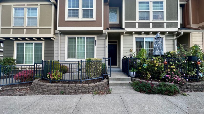 1614 SW 172nd Terrace  - Beaverton - Oregon - 2 bed, 2.5 bath rental property