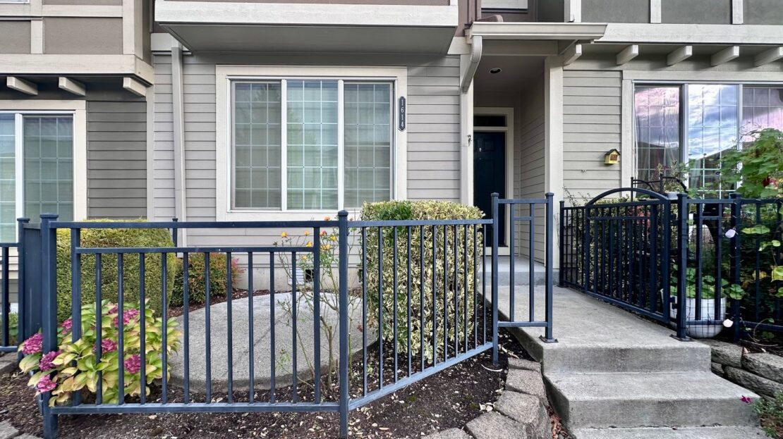 1614 SW 172nd Terrace  - Beaverton - Oregon - 2 bed, 2.5 bath rental property