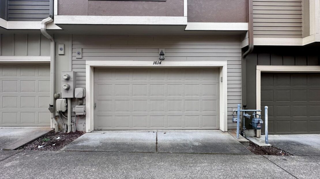 1614 SW 172nd Terrace  - Beaverton - Oregon - 2 bed, 2.5 bath rental property