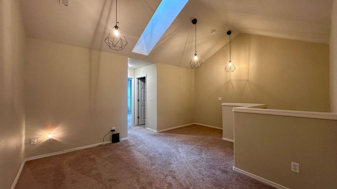 1614 SW 172nd Terrace  - Beaverton - Oregon - 2 bed, 2.5 bath rental property