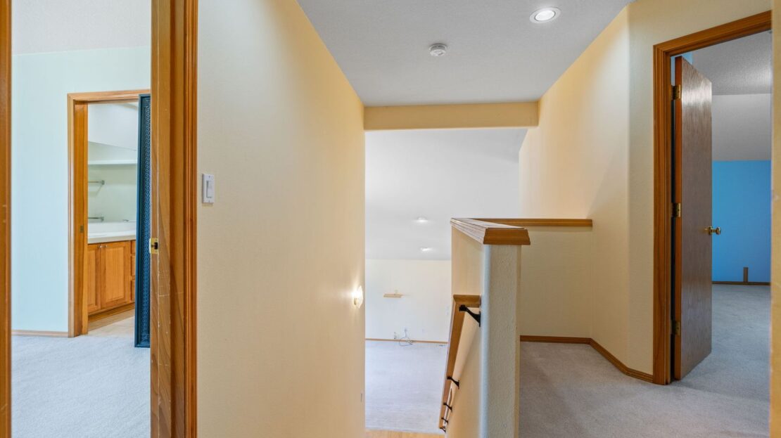 16286 SW Horseshoe Way - Beaverton - Oregon - 3 bed, 2.5 bath rental property