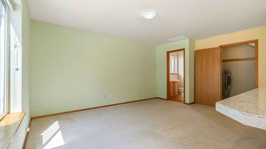 16286 SW Horseshoe Way - Beaverton - Oregon - 3 bed, 2.5 bath rental property