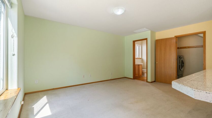 16286 SW Horseshoe Way - Beaverton - Oregon - 3 bed, 2.5 bath rental property