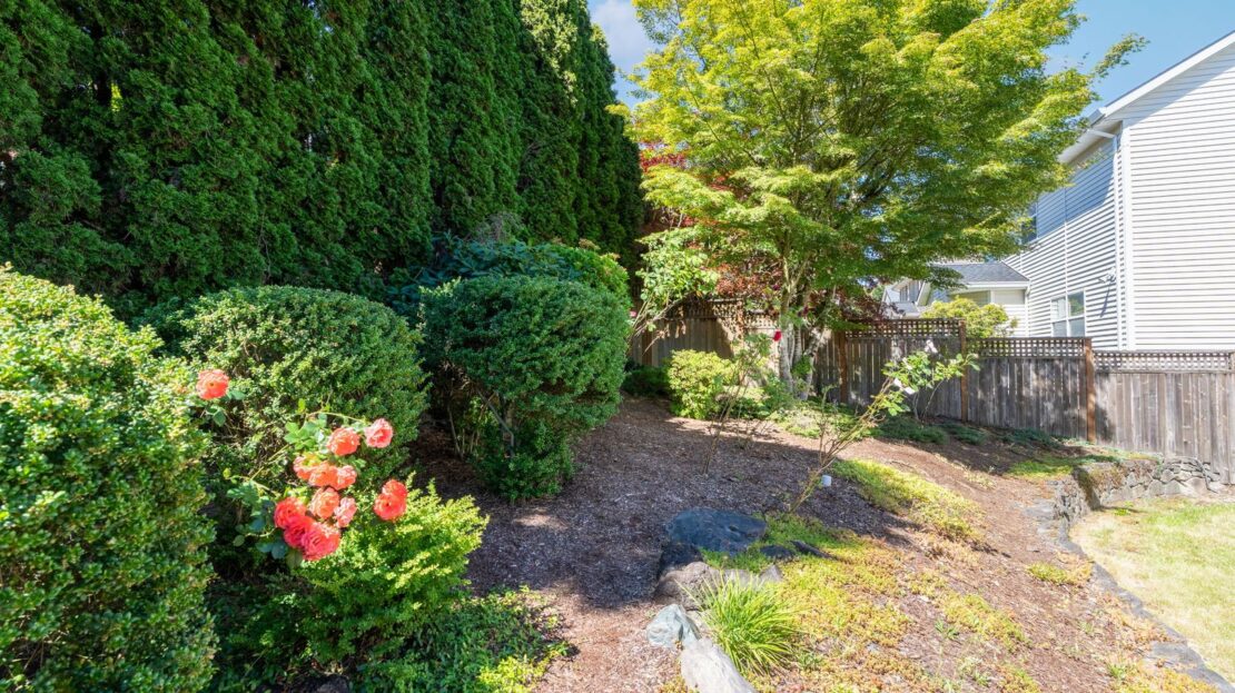 16286 SW Horseshoe Way - Beaverton - Oregon - 3 bed, 2.5 bath rental property