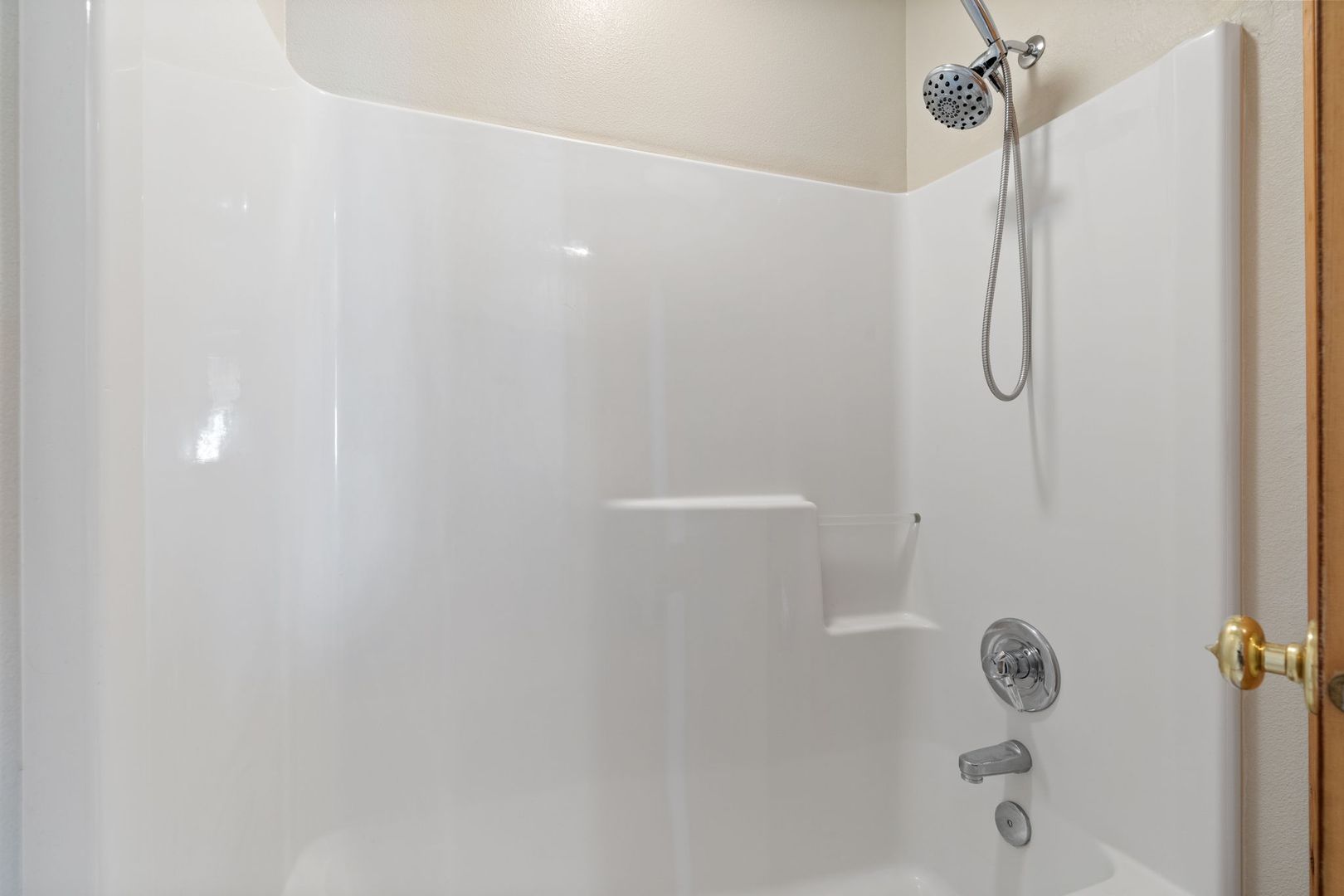 16286 SW Horseshoe Way - Beaverton - Oregon - 3 bed, 2.5 bath rental property